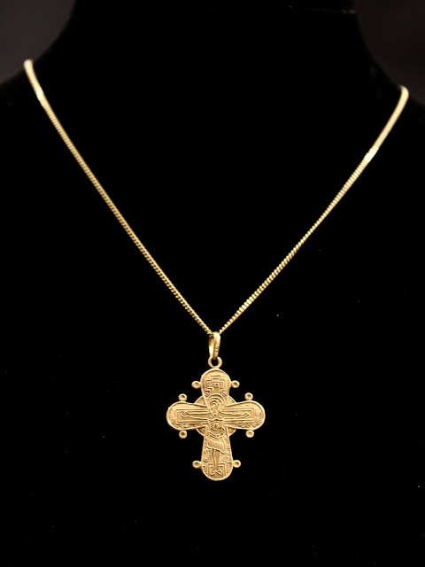 14 carat gold Dagmar cross