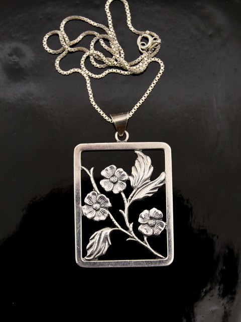 Art deco 830 silver pendant