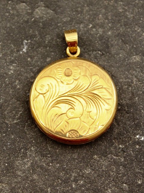 8 karat guld medallion
