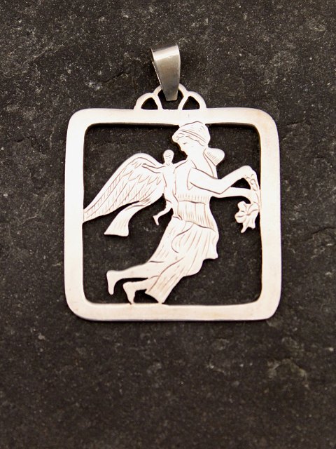 Art deco pendant