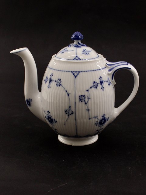Royal Copenhagen blue fluting teapot 1/374