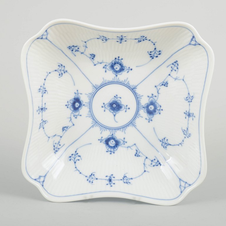 Royal CopenhagenBlue Fluted Plain, model 1/26.Squared bowl, 1980s.