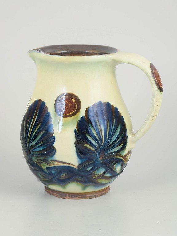 Kähler, jug with relief decoration.