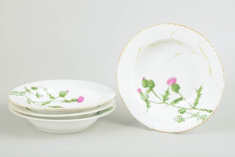 Royal Copenhagen, sæt af 4 antikke dybe tallerkener.