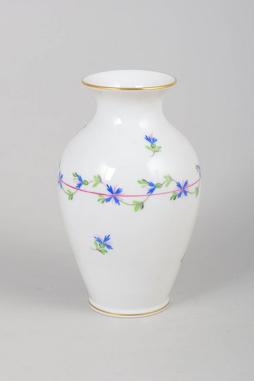 Herend håndmalet porcelænsvase.
