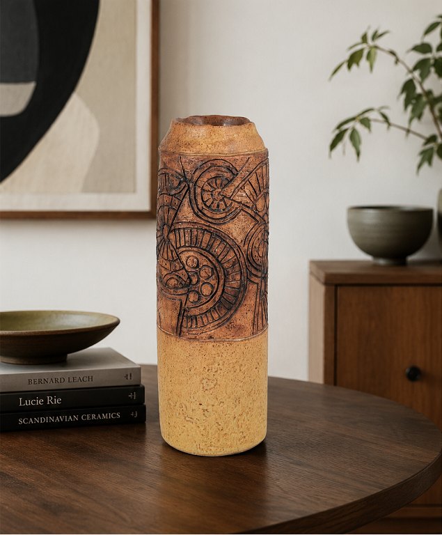 Bernard Rooke, brutalistisk vase.